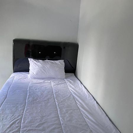 Khalisa Home Syariah Pontianak Eksteriør billede