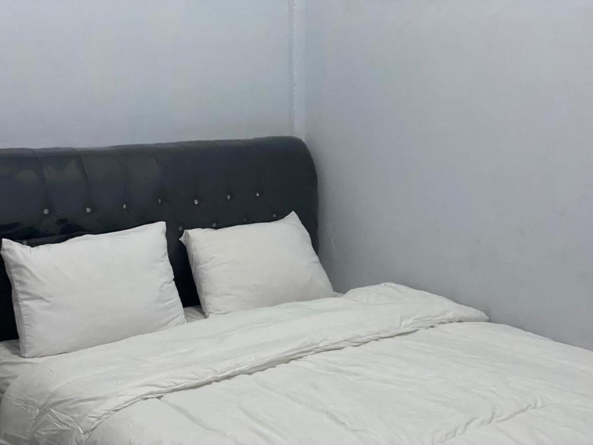 Khalisa Home Syariah Pontianak Eksteriør billede